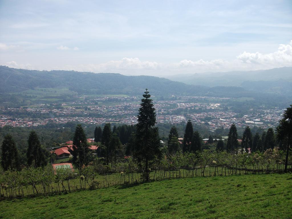 Green Mountain And Lodge Τουριάλμπα Εξωτερικό φωτογραφία